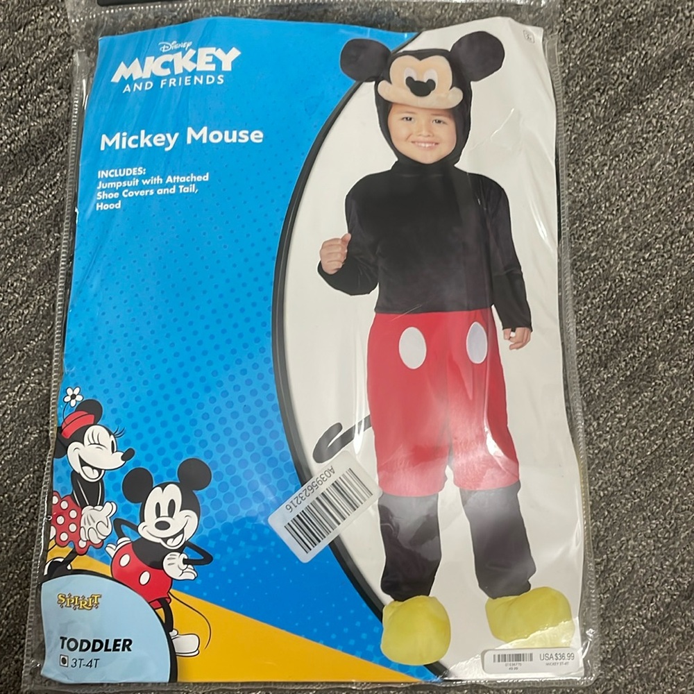 *New* Mickey Mouse Costume